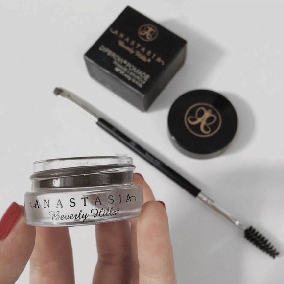 Dipbrow Pomade By Anastasia Beverly Hills - Picture 4 of 4